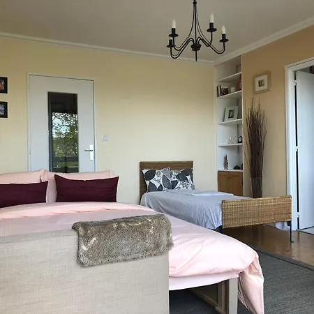 Apartmán 30m2 A 1o Min Du Metro Pont De L9 *