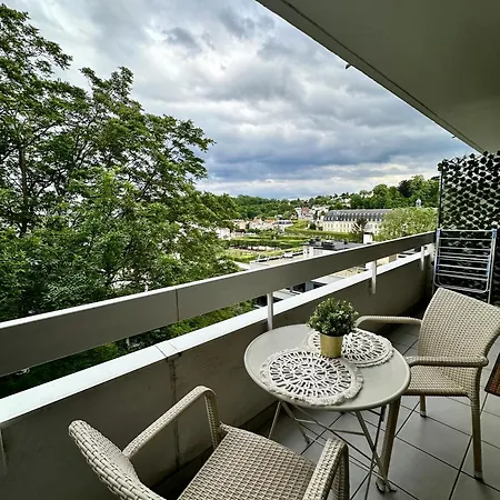 Apartmán 30m2 A 1o Min Du Metro Pont De L9 *